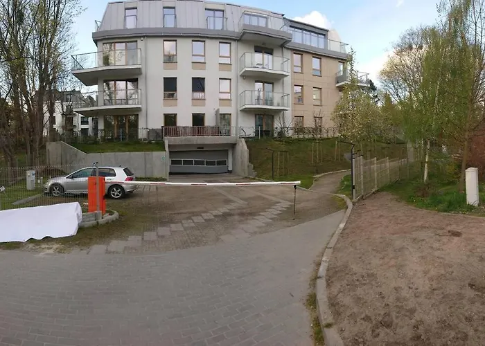 Kawalerka Z Miejscem Parkingowym W Hali Garazowej *